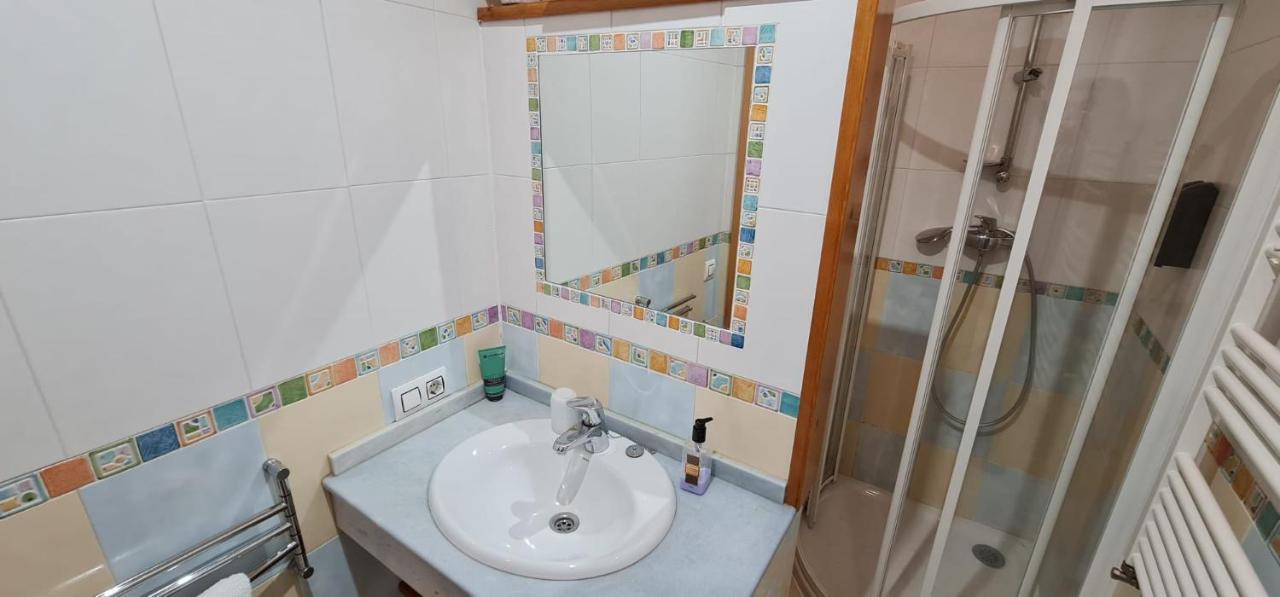 Ferienwohnung La Casa De Abajo Vigo Exterior foto